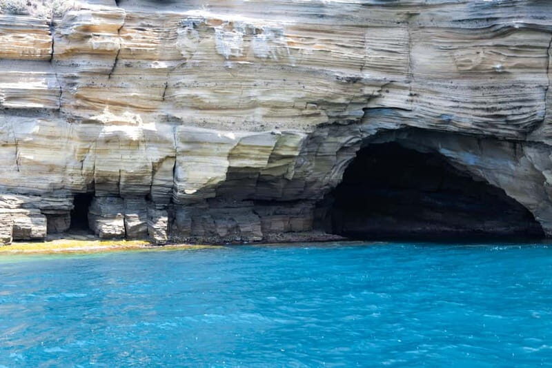 From Naples: Procida Transfer with Island Boat Tour - Analyzing the Experience’s Value