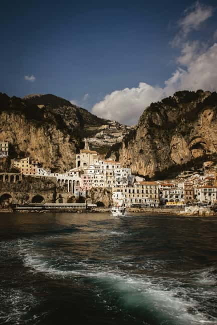 From Naples: Tour Of Amalfi - A Clear, Practical Guide to the Amalfi Coast from Naples