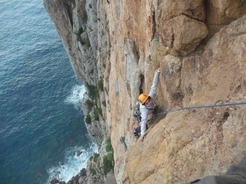 From Nebida: climbing the cliff of Masua - Key Points