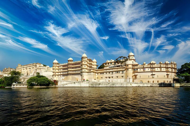 From New Delhi: Jaipur Private Guided Day Tour - Transportation Details