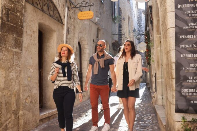 From Nice: Nice Old Town, Cannes and Antibes - Guided Tour of Antibes
