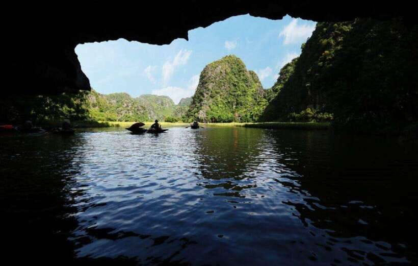 From Ninh Binh: Hoa Lu, Trang An and Mua Cave Full Day - Local Cuisine Experience