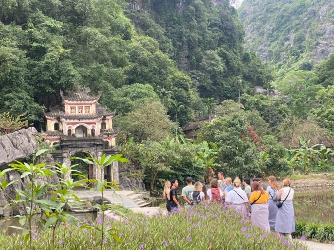 From Ninh Binh: Hoa Lu, Trang An, Mua Cave, & Bich Dong Tour - Frequently Asked Questions