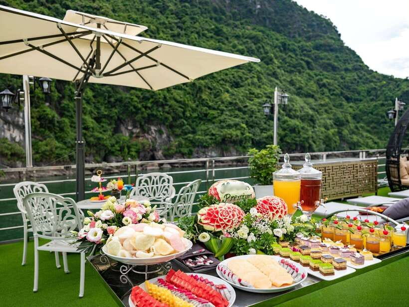 From Ninh Binh:Day Ha Long Bay Premium Cruise-Buffet&Jacuzzi - Tips for a Memorable Ha Long Bay Experience