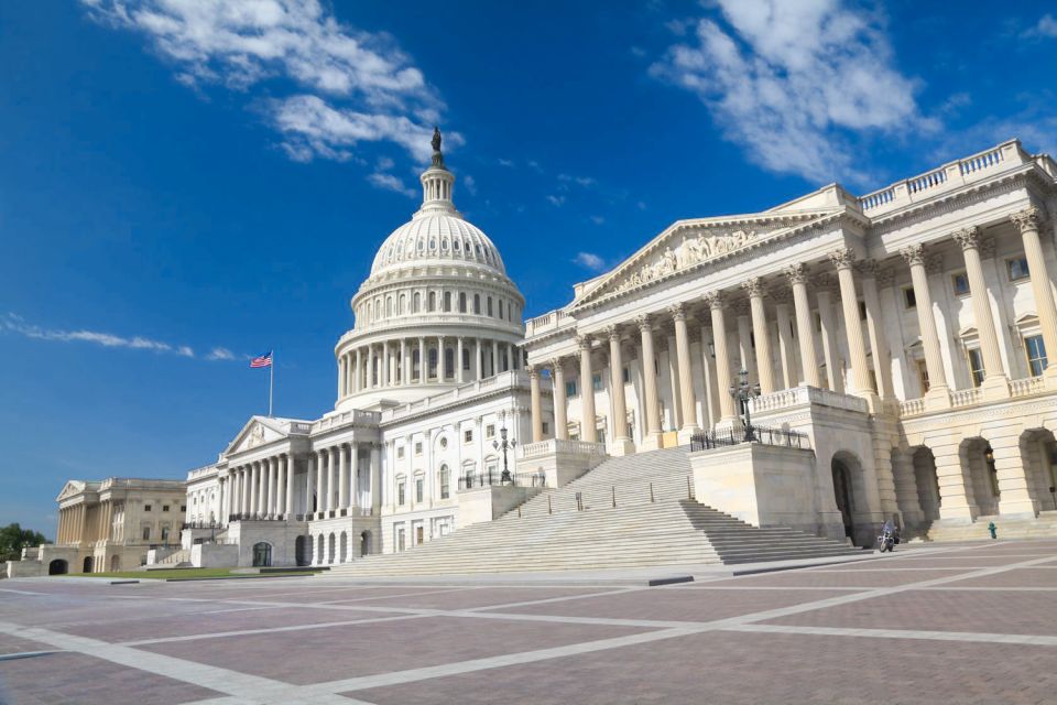 From NYC: Niagara Falls, Washington, and Philadelphia Tour - Exploring Washington D.C