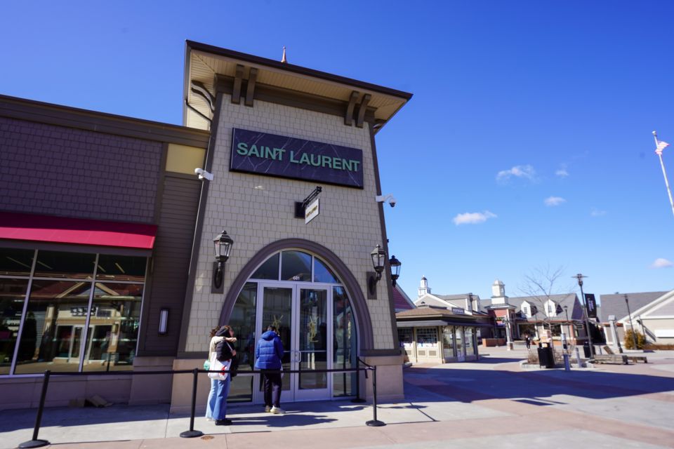 From NYC: Woodbury Common Premium Outlets Shopping Tour - Outlet Shopping Destinations