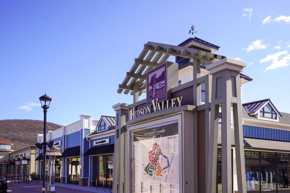 From NYC: Woodbury Common Premium Outlets Shopping Tour - VIP Discount E-booklet