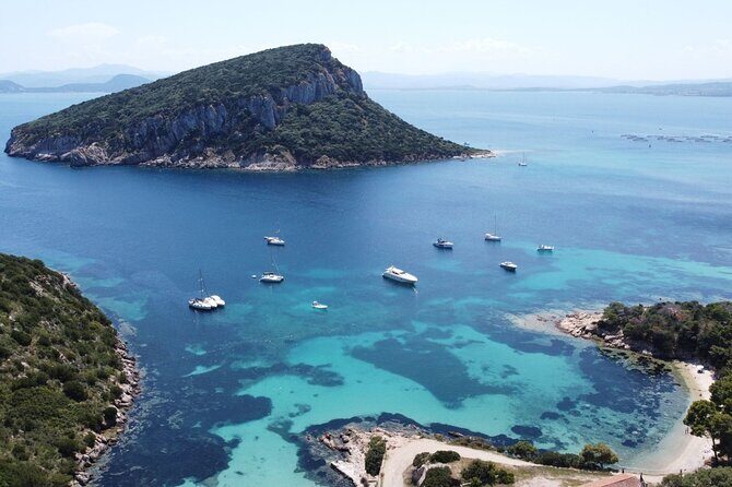 From Olbia: catamaran tour between Tavolara and Cala Moresca - Food and Drink: A Key Ingredient