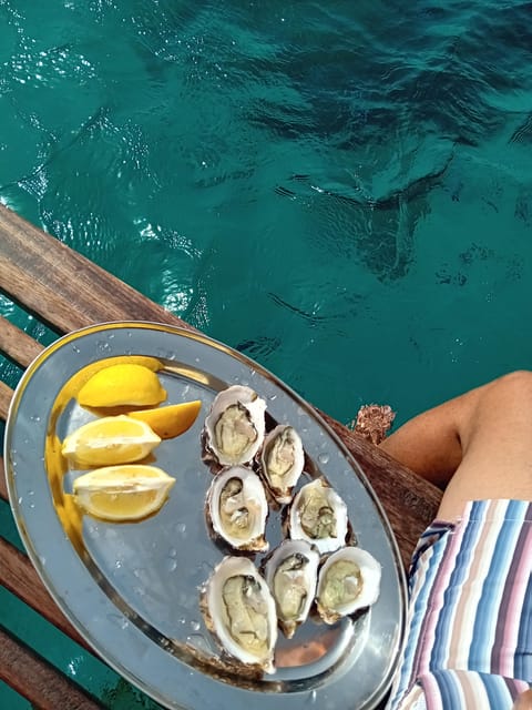 From Olbia: Tavolara and Molara archipelago day by boat - FAQ