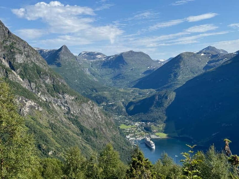 From Oslo to Geiranger: The Hammock Escape - An In-Depth Look at the Experience