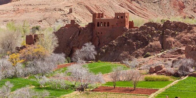 From Ouarzazate :2 Days Private Trip to Merzouga Erg Chebbi - Scenic Stops Along the Way