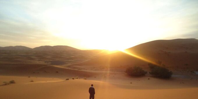 From Ouarzazate: 3 Days Tour Though Merzouga & Dades - Valley of Roses and Skoura Oasis