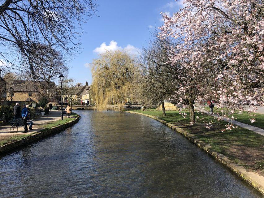 From Oxford: Cotswold Explorer Full-Day Tour - Charming Villages Explored