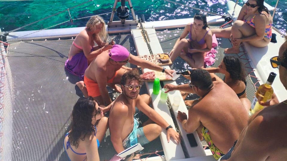 From Palau: Catamaran tour in La Maddalena Archipelago - FAQ