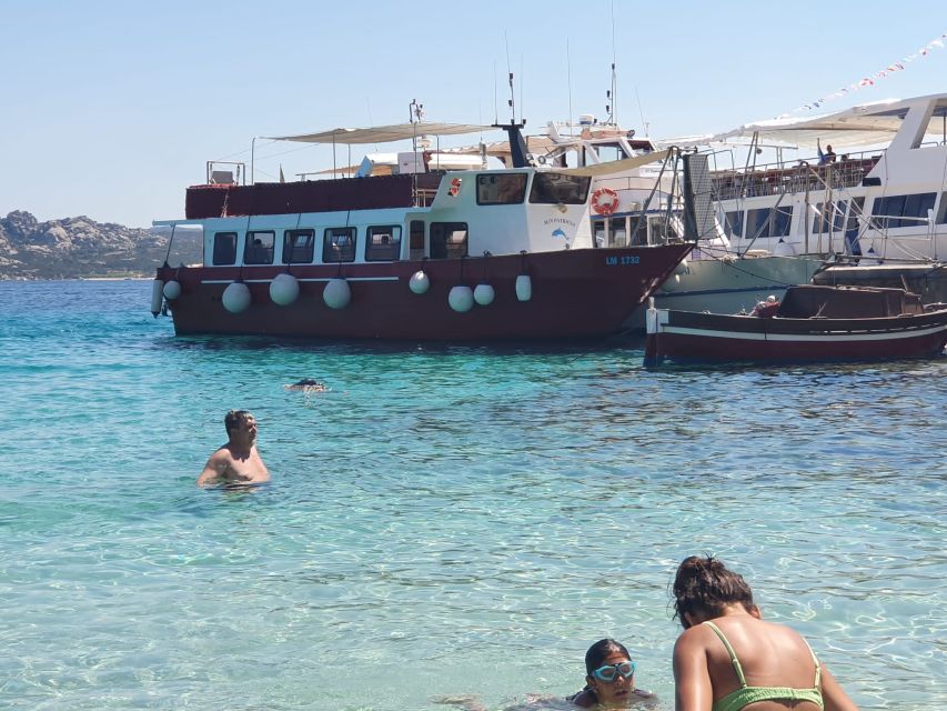 From Palau: La Maddalena Archipelago Boat Tour With Pasta - Accessibility Considerations