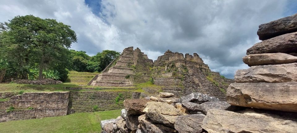 From Palenque: Tonina Archaeological Zone Private Tour - Exploring the Archaeological Wonders