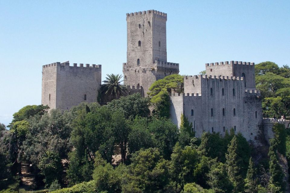 From Palermo: Erice, Salt Pans, and Segesta Day Trip - Segesta: Elymian City Highlights
