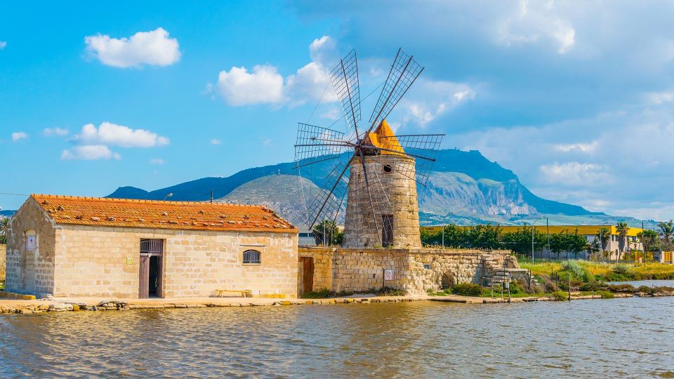 From Palermo: Erice, Saltpans & Wine Tasting With Lunch - Savoring a Local Lunch