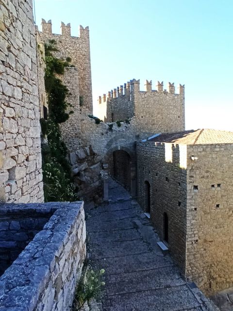 From Palermo: Medieval Castle Tour of Caccamo and Cefalù - Duration and Price