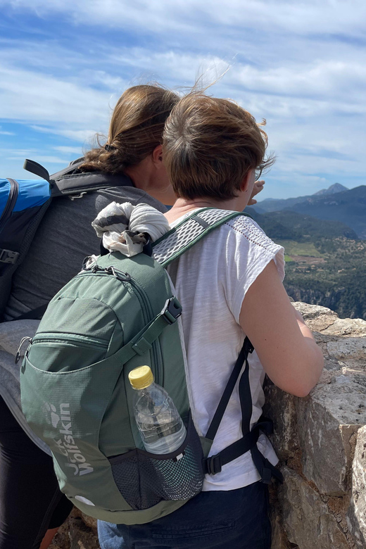 From Palma: Sierra De Tramuntana Hiking With Small Picnic - Key Points