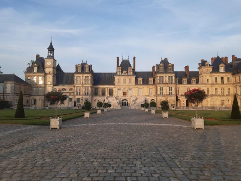 From Paris: Château De Fontainebleau & Vaux-Le-Vicomte - Key Points