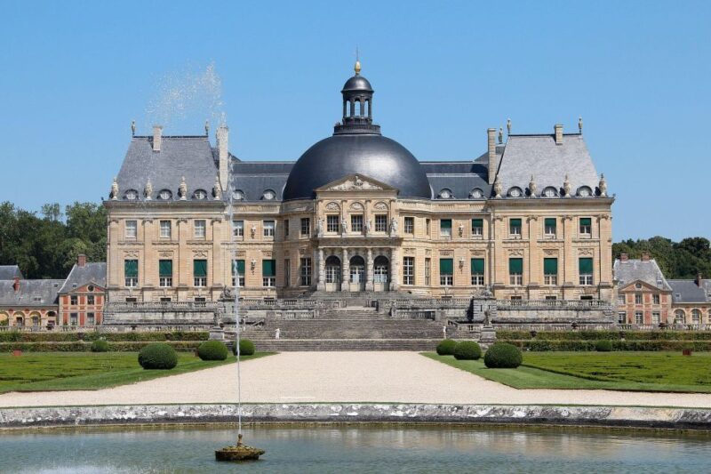 From Paris: Château De Fontainebleau & Vaux-Le-Vicomte - Cancellation and Payment Policy