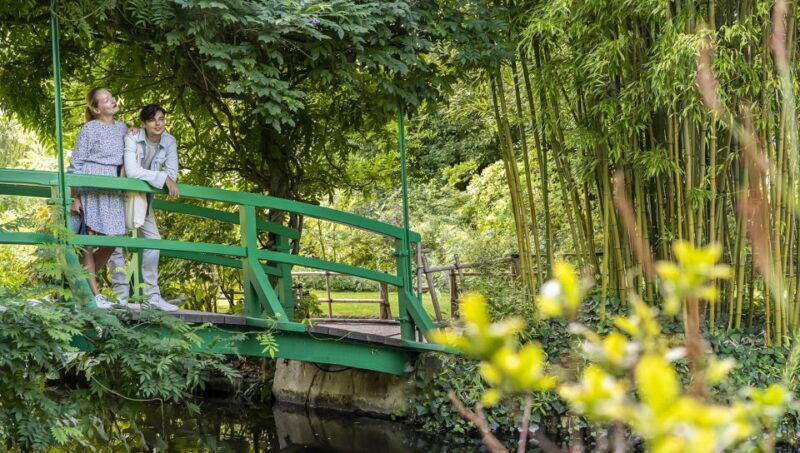 From Paris: Giverny Day Trip With Audio Guide or Live Guide - Pricing Details