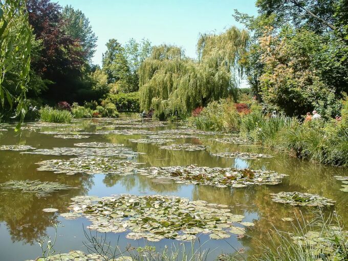 From Paris: Giverny Day Trip With Audio Guide or Live Guide - Inclusions and Exclusions