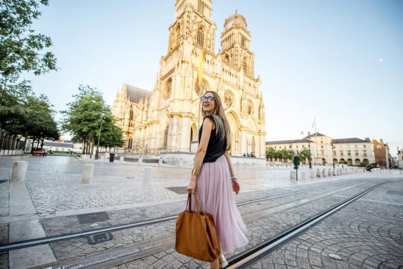 From Paris: Loire Valley Castles & Orleans Guided Tour - Orléans