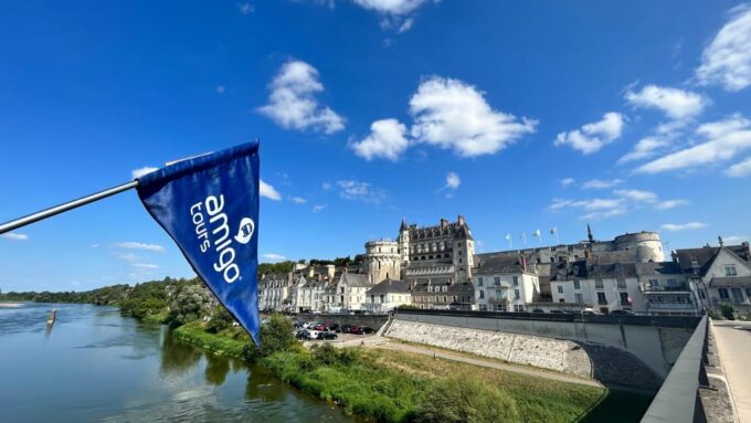 From Paris: Loire Valley Castles & Orleans Guided Tour - Whats Included