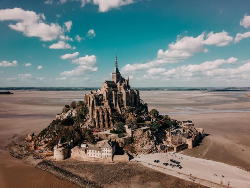 From Paris: Mont Saint Michel Private Day Tour - Itinerary and Experience