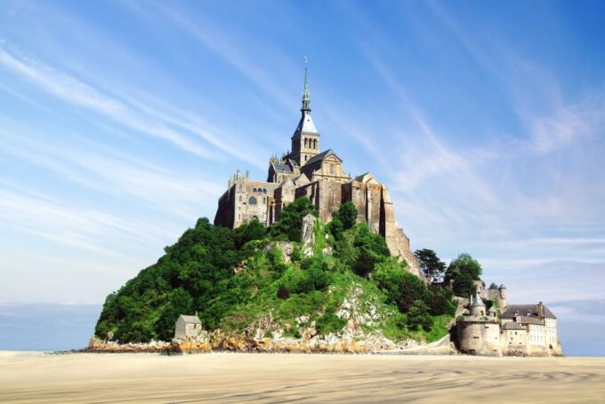 From Paris: Mont St Michel and Loire Valley 2 Day Tour - Travel Tips