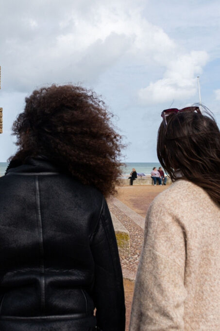 From Paris: Normandy D-Day Beaches Day Trip With Lunch - Discovering Juno Beach or La Pointe Du Hoc