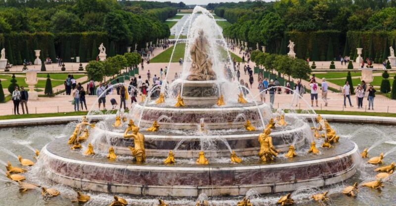 From Paris: Versailles Palace and Gardens Guided Day Trip - Tour Features
