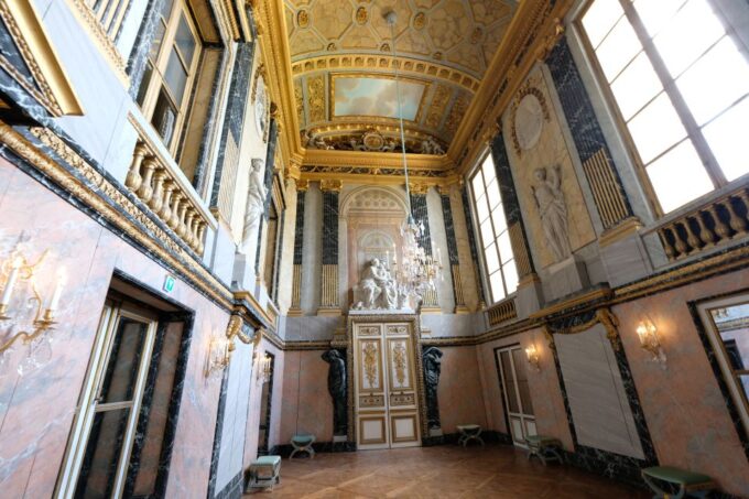 From Paris: Versailles Palace and Gardens Guided Day Trip - Preparing for Your Visit