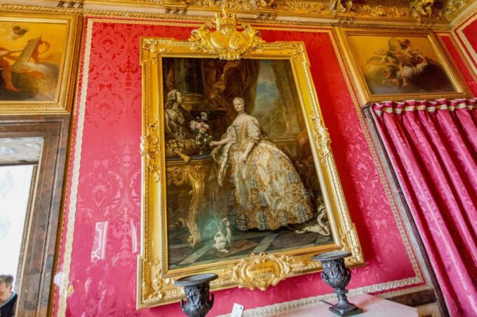 From Paris: Versailles Palace & Gardens With Transportation - Exploring the Palace and Gardens