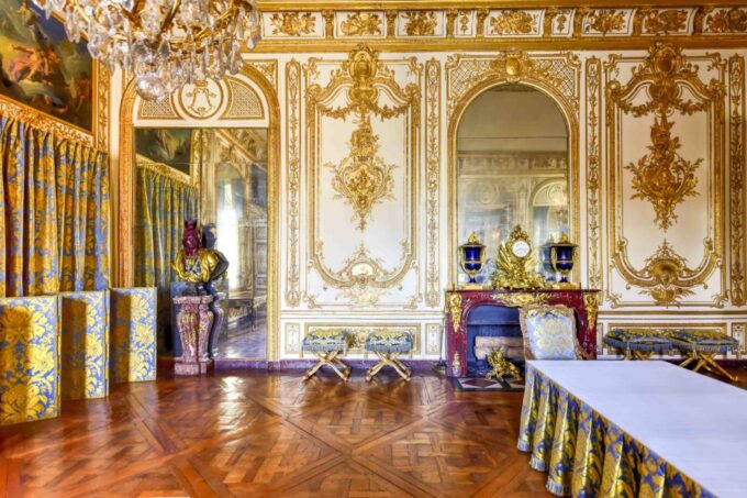 From Paris: Versailles Palace Self Guided & Gardens Tickets - What to Expect on Tour