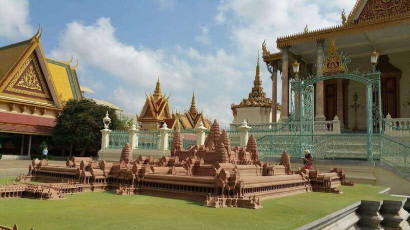 From Phnom Penh: 7-Day Private Tour to Siem Reap - Key Points  
