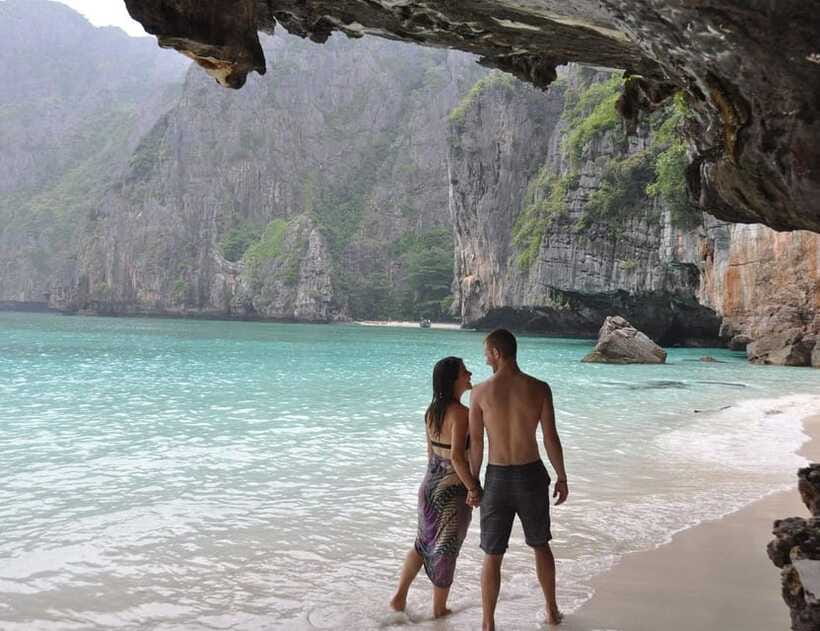 From Phuket : Private Speedboat Trip to Phi Phi and Bamboo - Included Services