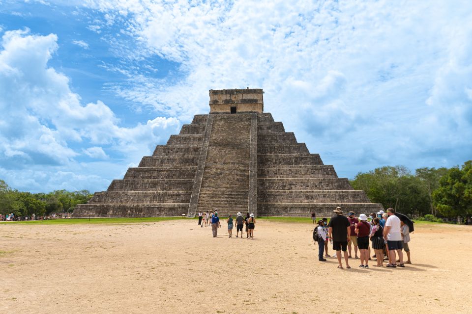 From Playa Del Carmen or Cancun: Chichen Itza Premium Tour - Lunch and Refreshments