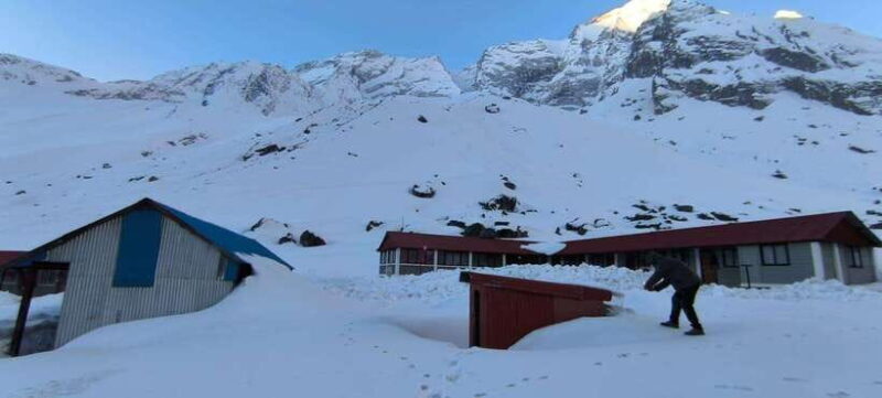 From Pokhara: A 7-Day Trek to the Heart of the Himalayas - Starting Point: Scenic Drive from Pokhara to Nayapool