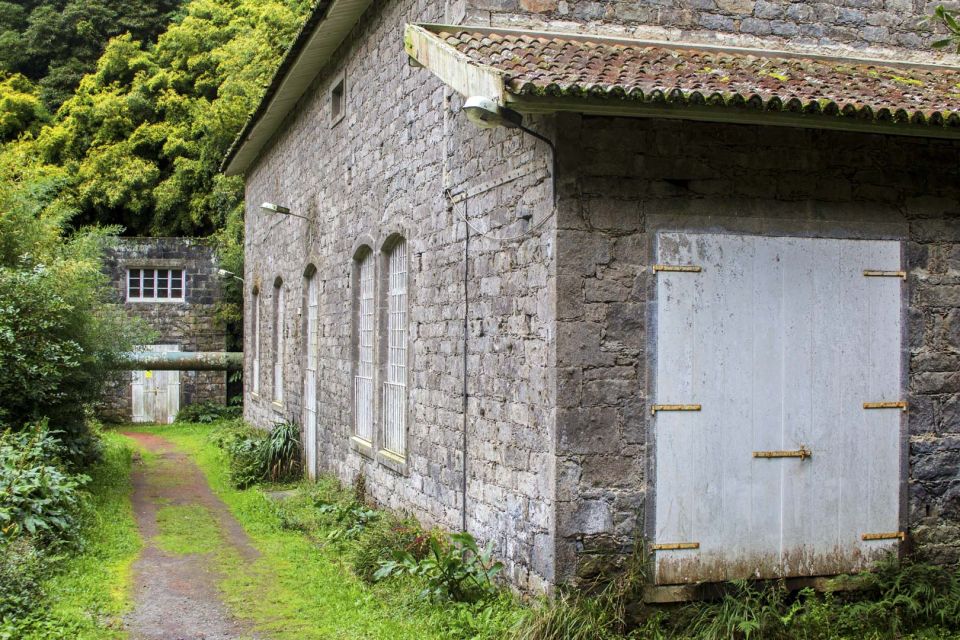 From Ponta Delgada: Guided Walking Tour to Salto Do Cabrito - Highlights of the Tour
