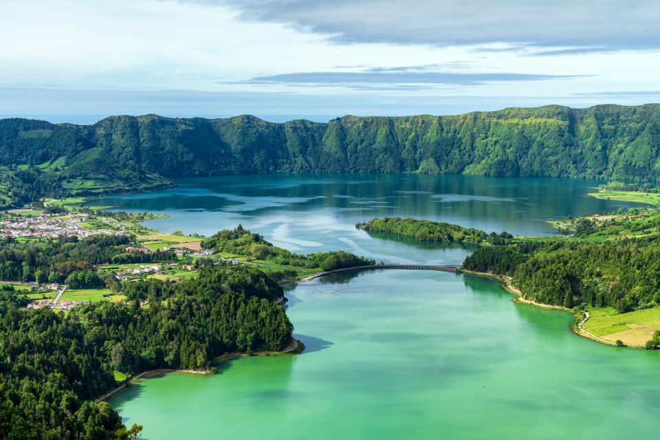 From Ponta Delgada: Vista Do Rei to Sete Cidades Guided Trek - Key Points