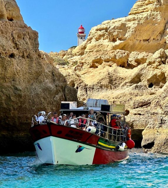 From Portimão: Early Birds Benagil Tour By Traditional Boat - Tour Features