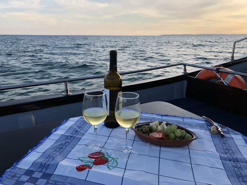 From Portimão: Sunset Boat Trip With Wine - Customer Ratings and Reviews