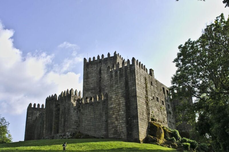 From Porto: Braga & Guimarães Day Trip with Lunch - An In-Depth Look at the Tour