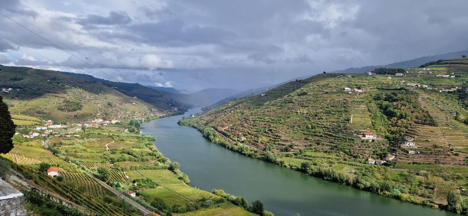 From Porto Day Douro Valley Wine Tour 2 Wineries & Lunch - Key Points