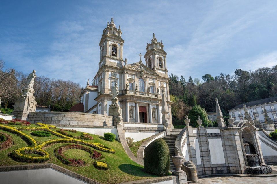 From Porto: MINHO Tour / Guimarães - Braga 1 Day - Itinerary Details