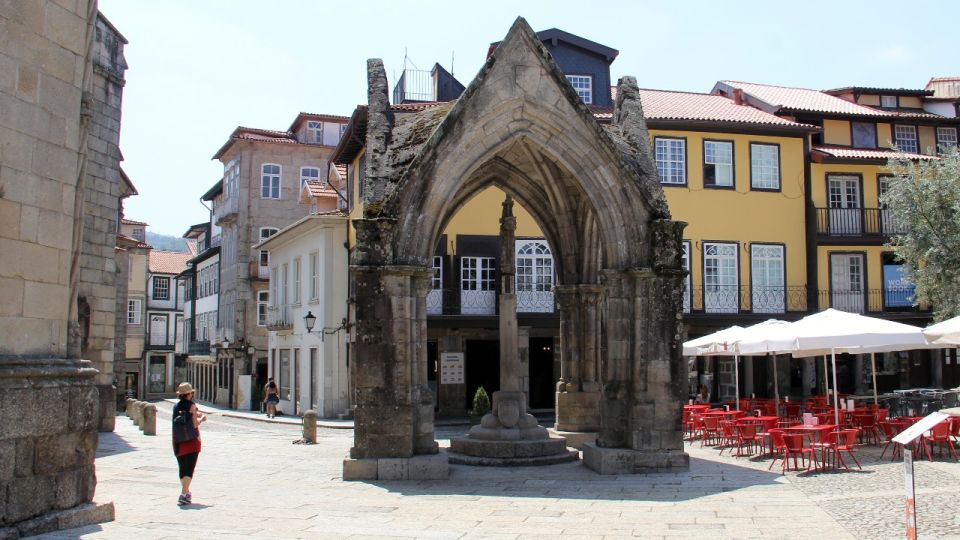 From Porto: Wonders of Braga & Guimaraes Private Day Trip - Reviews