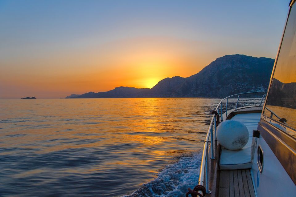 From Positano: Amalfi Coast Sunset Cruise - Group Tour - Local Expert Skipper